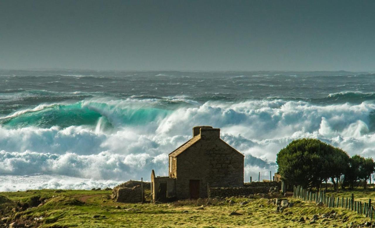 Ostan Oilean Thorai Tory Island Hotel West Town  Exteriör bild