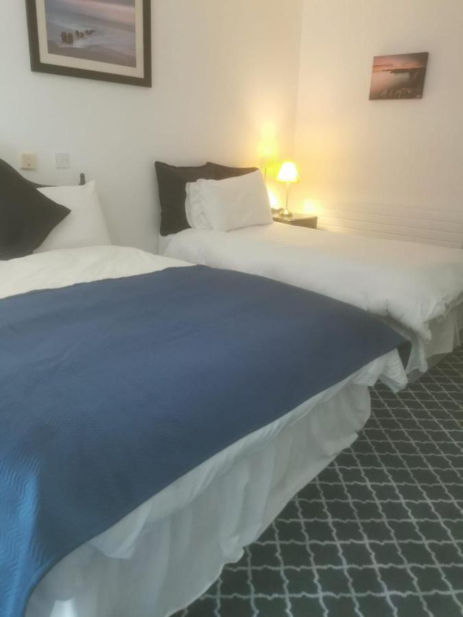 Ostan Oilean Thorai Tory Island Hotel West Town  Exteriör bild